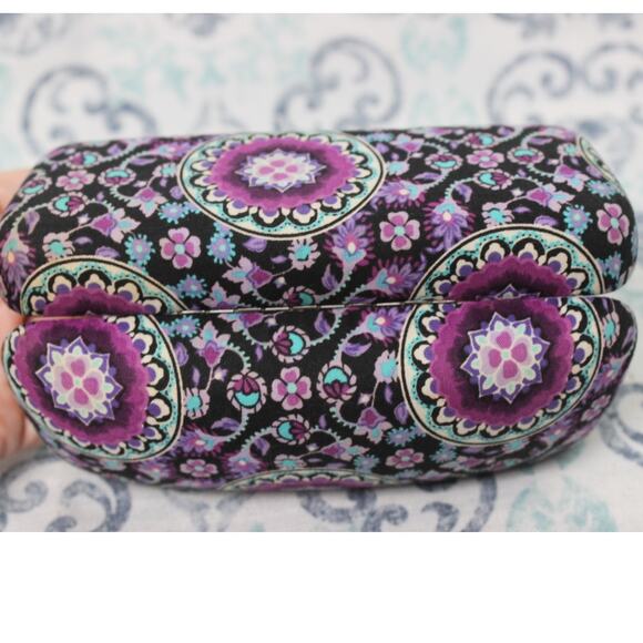 Vera Bradley Purple Paisley Floral Hard Eyeglass Clamshell Case - Picture 4 of 4